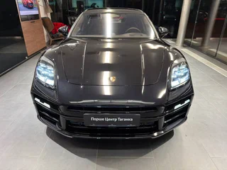 2026 Porsche Panamera 4 E-Hybrid Executive III, чёрный, 27990000 рублей, вид 4
