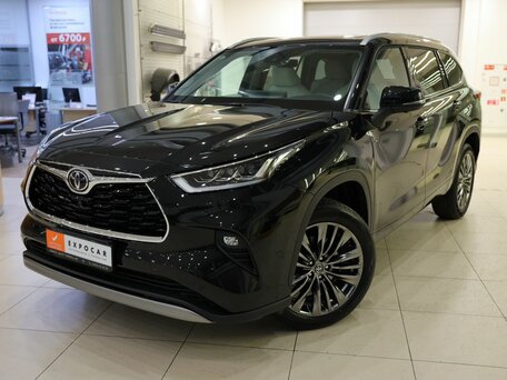 Toyota Highlander IV (XU70)