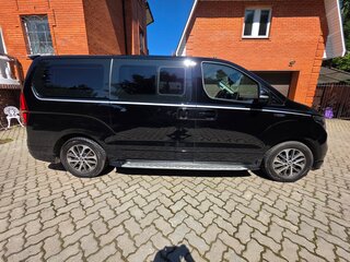 2018 Hyundai Grand Starex I Рестайлинг, чёрный, 4000000 рублей, вид 4