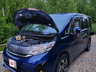 2017 Honda Stepwgn V, синий, 2400000 рублей, вид 3