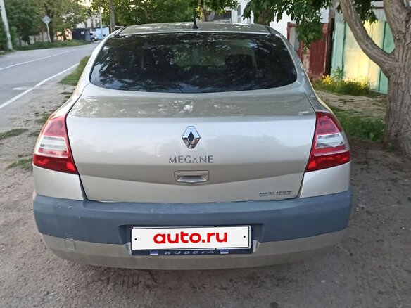 2007 Renault Megane II Рестайлинг, серебристый, 250000 рублей - вид 1