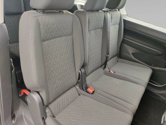 2022 Volkswagen Caddy Maxi V, серебристый, 3690000 рублей - вид 11