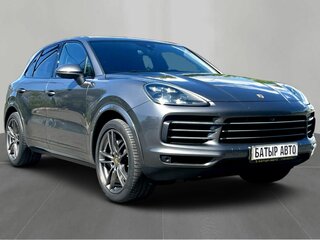2019 Porsche Cayenne III, серый, 4490000 рублей, вид 3