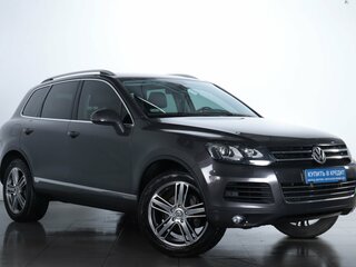 2011 Volkswagen Touareg II, серый, 1699000 рублей, вид 1