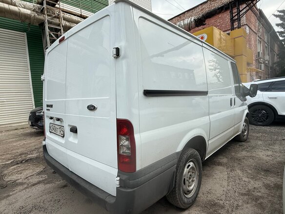 2011 Ford Transit, белый, 1050000 рублей - вид 2