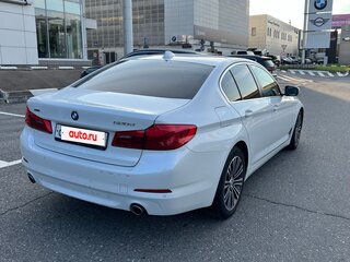 2019 BMW 5 серии 520d xDrive VII (G30/G31/G38), белый, 2650000 рублей, вид 5