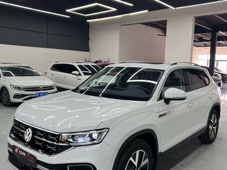2022 Volkswagen Tayron I, белый, 2300000 рублей, вид 3