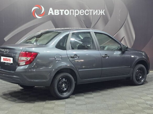 2026 Lada (ВАЗ) Granta I Рестайлинг, серый, 870000 рублей - вид 4