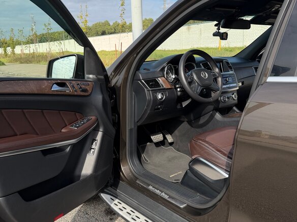 2012 Mercedes-Benz GL-Класс 500 II (X166), коричневый, 2200000 рублей - вид 6
