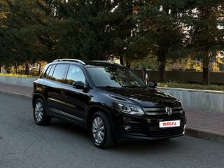 2016 Volkswagen Tiguan Euro 6 I Рестайлинг, чёрный, 1790000 рублей, вид 4