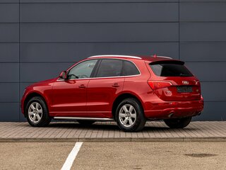 2010 Audi Q5 I (8R), красный, 1395000 рублей, вид 4