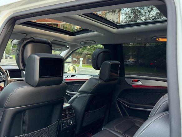2013 Mercedes-Benz GL-Класс 500 II (X166), белый, 3450000 рублей - вид 11