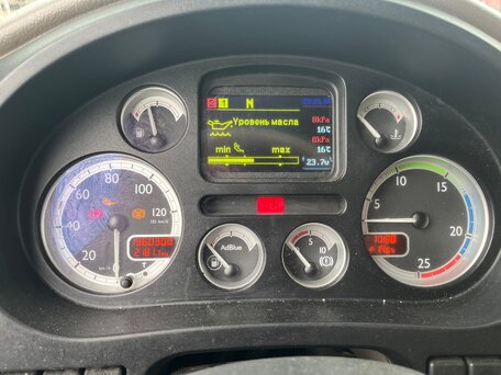 2015 DAF XF 105, белый, 3500000 рублей, вид 5