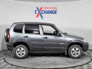 2013 Chevrolet Niva I Рестайлинг, серый, 470000 рублей, вид 4
