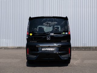 2021 Honda Stepwgn Spada V Рестайлинг, чёрный, 2749000 рублей, вид 4