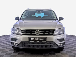 2019 Volkswagen Tiguan II, серебристый, 2399000 рублей, вид 2
