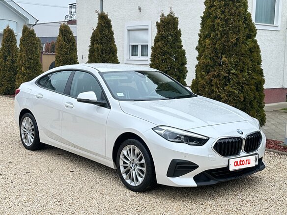 2021 BMW 2 серии 218i F44, белый
