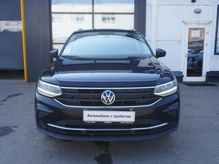 2021 Volkswagen Tiguan II Рестайлинг, чёрный, 2670000 рублей, вид 2