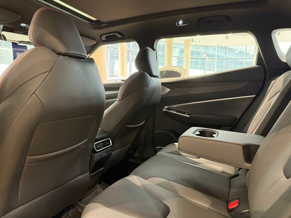 2026 Geely Cityray, белый, 3344990 рублей - вид 15