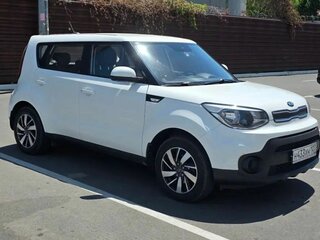 2019 Kia Soul II Рестайлинг, белый, 1550000 рублей, вид 3