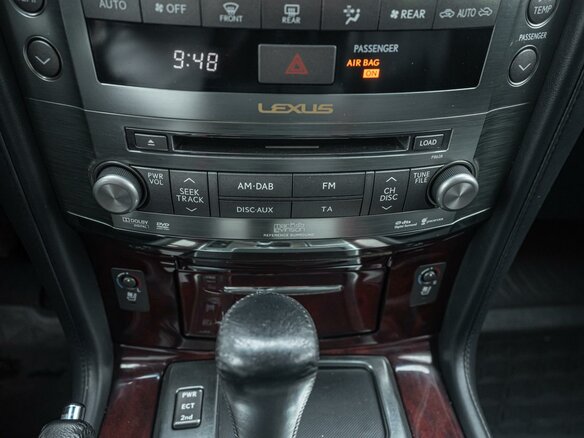 2011 Lexus LX 570 III, чёрный, 2890000 рублей - вид 15