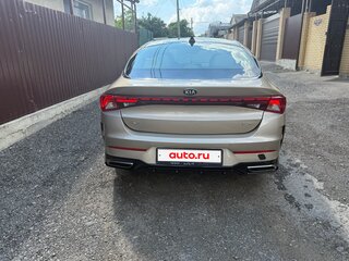 2021 Kia K5 III, жёлтый, 2370000 рублей, вид 5