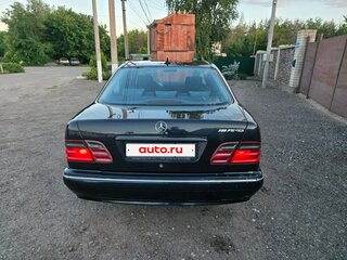 1999 Mercedes-Benz E-Класс 240 II (W210, S210), чёрный, 550000 рублей, вид 4
