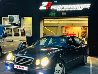 2001 Mercedes-Benz E-Класс 240 II (W210, S210) Рестайлинг, чёрный, 850000 рублей, вид 2