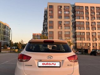 2013 Hyundai ix35 I, белый, 1275000 рублей, вид 4