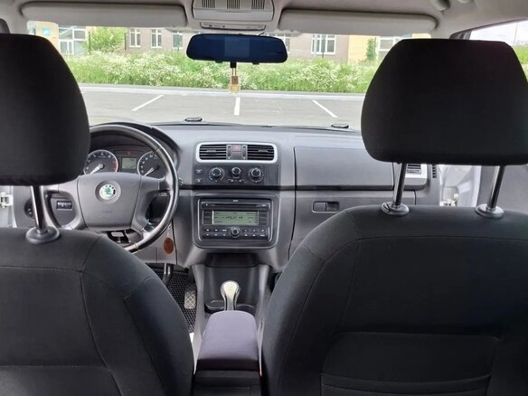 2008 Skoda Fabia II, серебристый, 520000 рублей - вид 8