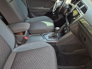 2019 Volkswagen Tiguan II, коричневый, 1900000 рублей, вид 3
