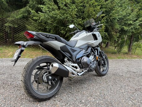 2025 Honda NC 750X, серый, 1230000 рублей, вид 4