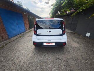 2018 Kia Soul II Рестайлинг, белый, 1650000 рублей, вид 3