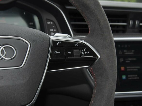 2025 Audi A7 45 TFSI II (4K), чёрный, 7840000 рублей - вид 17