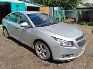 2010 Chevrolet Cruze I, серебристый, 470000 рублей, вид 3