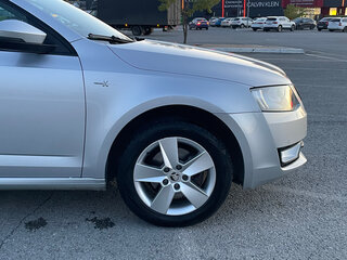 2017 Skoda Octavia III (A7), серый, 1570000 рублей, вид 5