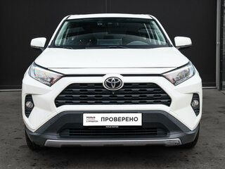 2020 Toyota RAV4 V (XA50), белый, 3430000 рублей, вид 2
