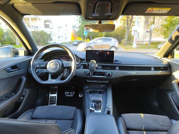 2019 Audi A4 V (B9), чёрный, 3100000 рублей - вид 8