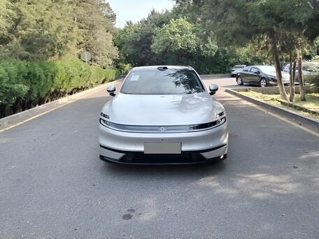2026 Changan Qiyuan A06 28.39 kWh, серебристый, 2780000 рублей, вид 2