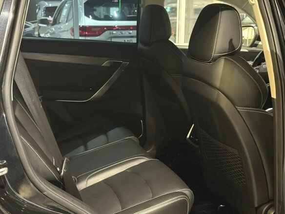 2022 Geely Atlas Pro, чёрный, 1558000 рублей - вид 7