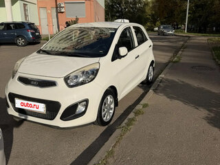 2013 Kia Picanto II, белый, 915000 рублей, вид 1