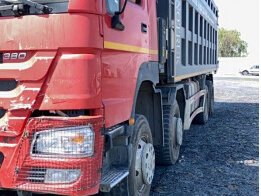 2023 Sinotruk Howo ZZ3407, красный, 3436100 рублей, вид 2