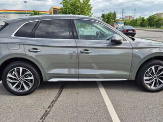 2022 Audi Q5 45 TFSI II (FY) Рестайлинг, серый, 4600000 рублей, вид 4