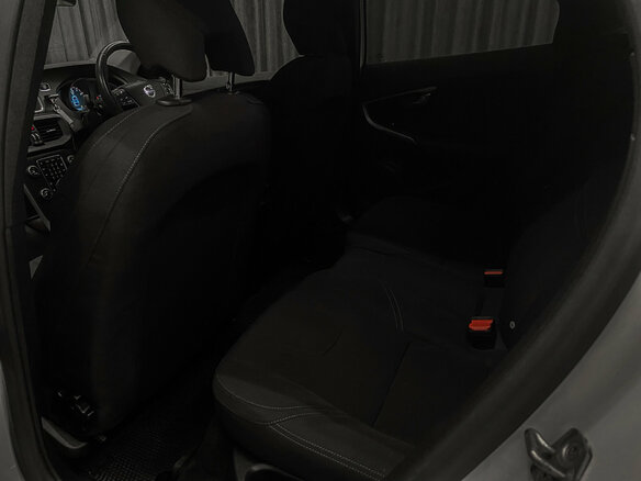 2015 Volvo V40 II, белый, 1140000 рублей - вид 9