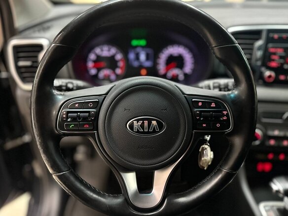 2016 Kia Sportage IV, чёрный, 2129000 рублей - вид 32