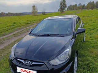 2012 Hyundai Solaris I, чёрный, 790000 рублей, вид 4