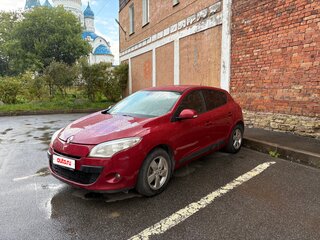 2012 Renault Megane III, красный, 550000 рублей, вид 1