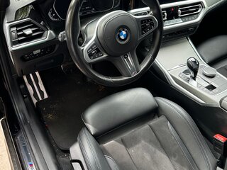 2020 BMW 3 серии 320i xDrive VII (G2x), чёрный, 4500000 рублей, вид 4