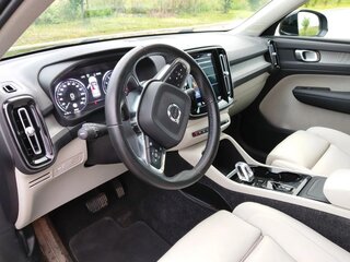 2021 Volvo XC40 I, чёрный, 2740000 рублей, вид 1
