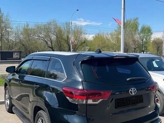 2019 Toyota Highlander III (XU50) Рестайлинг, чёрный, 3899000 рублей, вид 4
